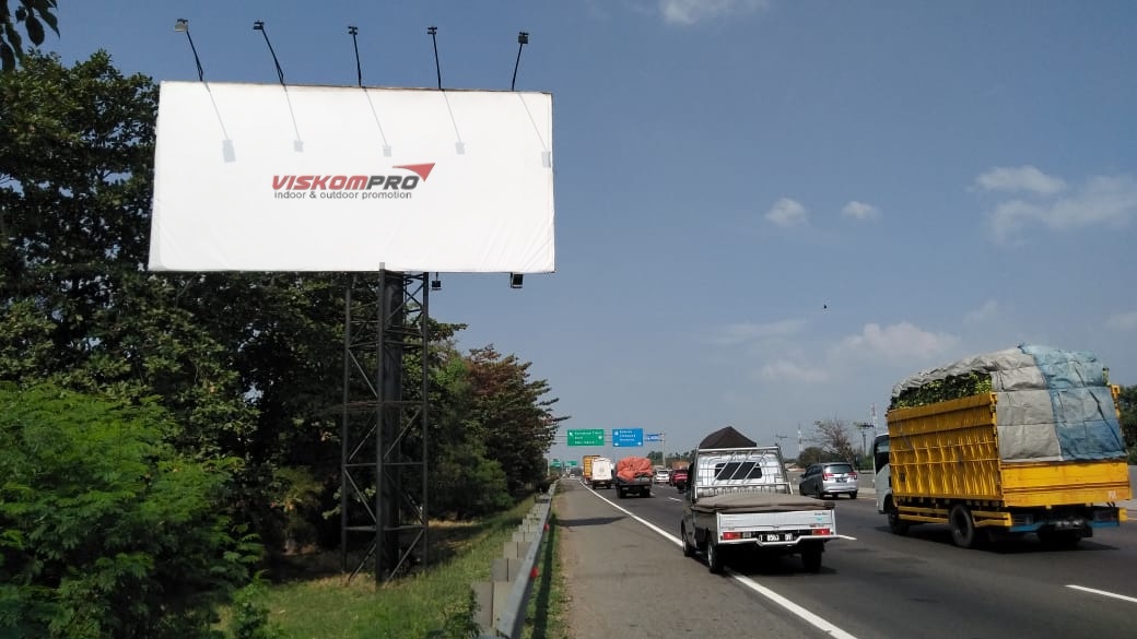 Billboard Tol Jakarta-Cikampek KM 53+600 A