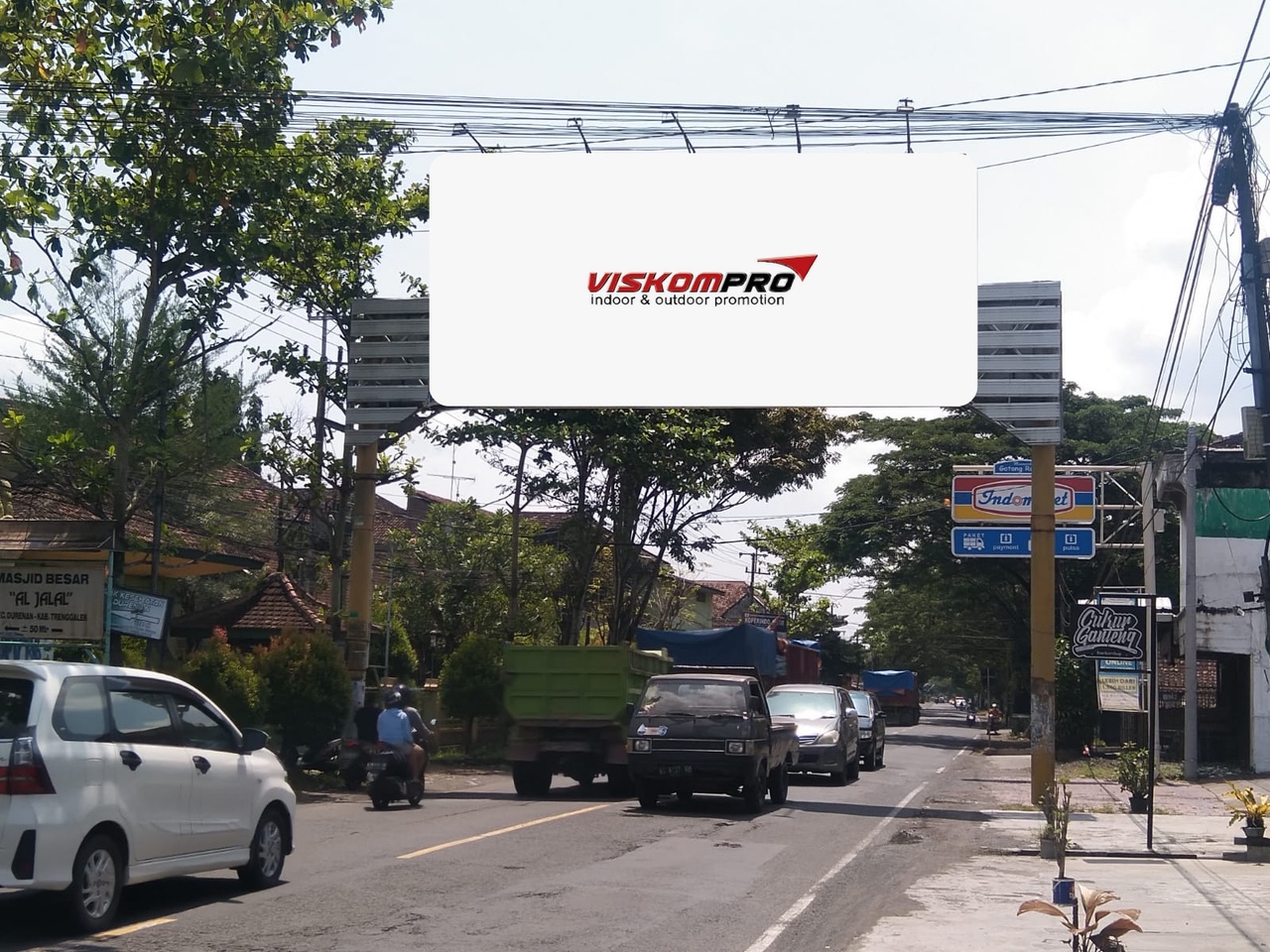 Billboard Jalan Raya Tulungagung-Trenggalek